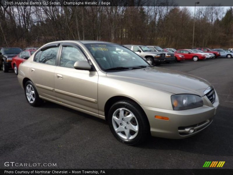 Front 3/4 View of 2005 Elantra GLS Sedan
