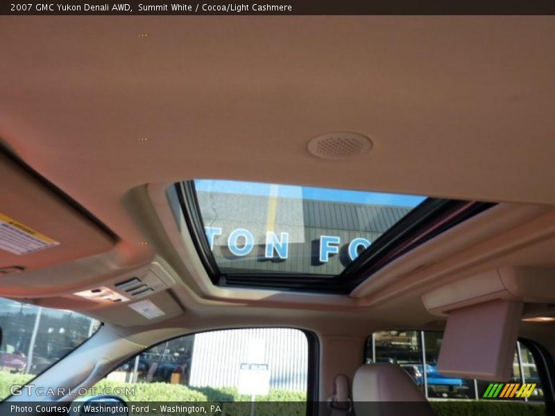 Summit White / Cocoa/Light Cashmere 2007 GMC Yukon Denali AWD