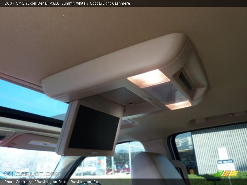 Summit White / Cocoa/Light Cashmere 2007 GMC Yukon Denali AWD