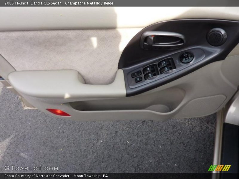 Champagne Metallic / Beige 2005 Hyundai Elantra GLS Sedan