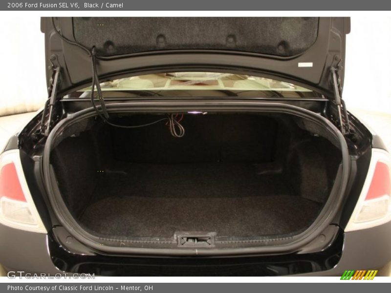 Black / Camel 2006 Ford Fusion SEL V6