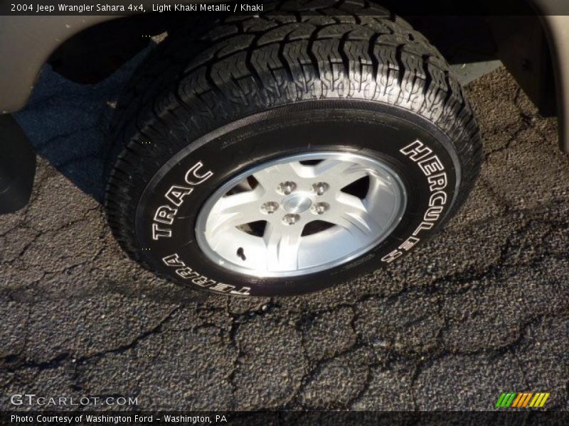 Light Khaki Metallic / Khaki 2004 Jeep Wrangler Sahara 4x4
