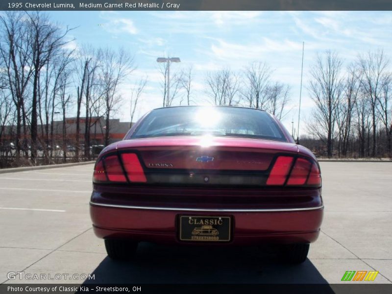 Medium Garnet Red Metallic / Gray 1995 Chevrolet Lumina