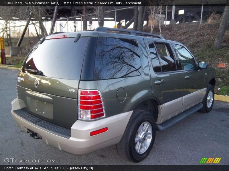 Estate Green Metallic / Medium Dark Parchment 2004 Mercury Mountaineer AWD