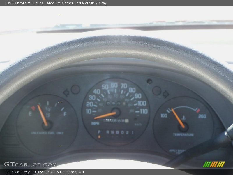 Medium Garnet Red Metallic / Gray 1995 Chevrolet Lumina