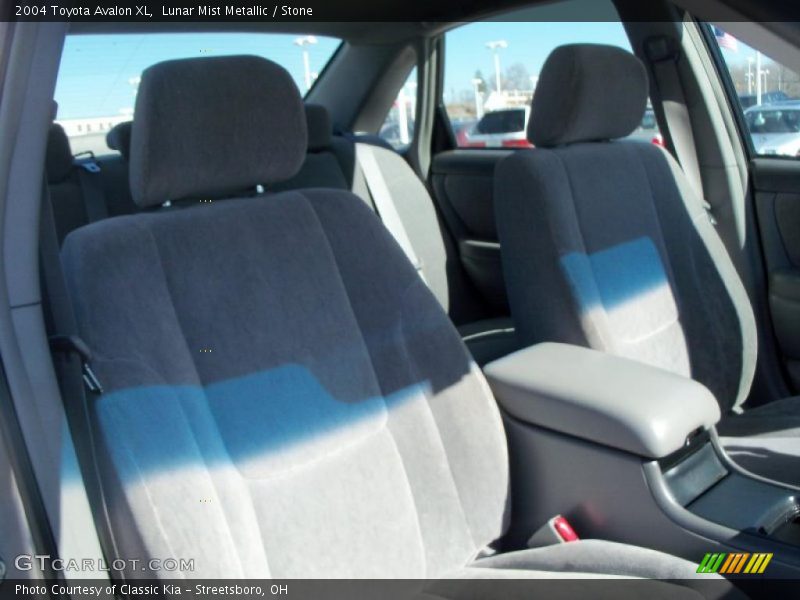 Lunar Mist Metallic / Stone 2004 Toyota Avalon XL