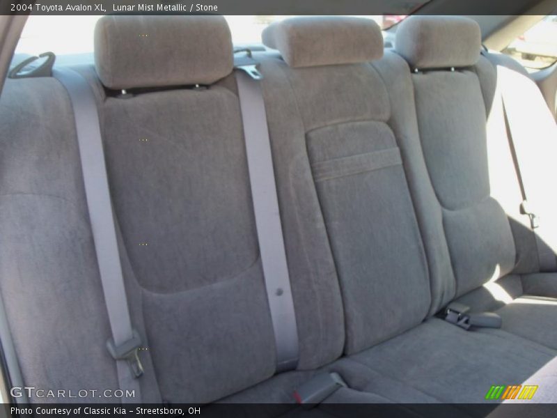 Lunar Mist Metallic / Stone 2004 Toyota Avalon XL
