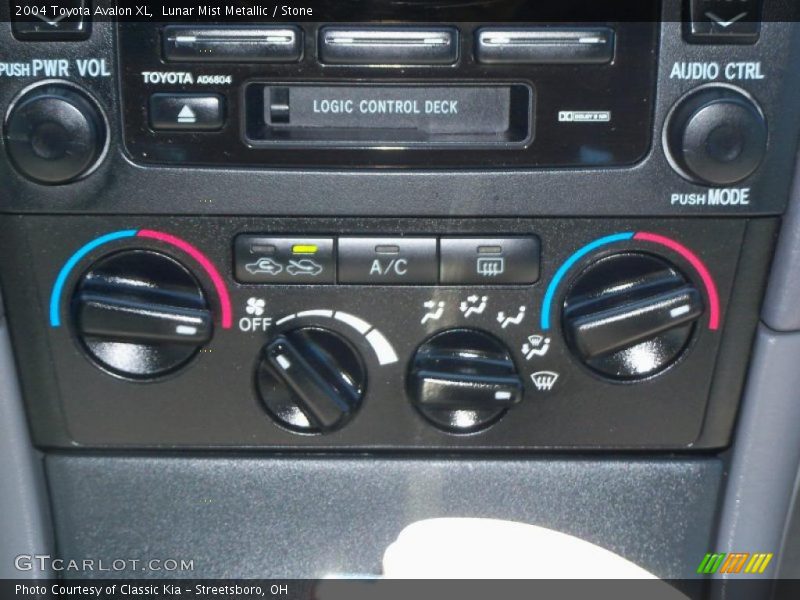 Lunar Mist Metallic / Stone 2004 Toyota Avalon XL