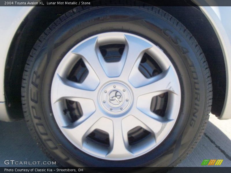 Lunar Mist Metallic / Stone 2004 Toyota Avalon XL