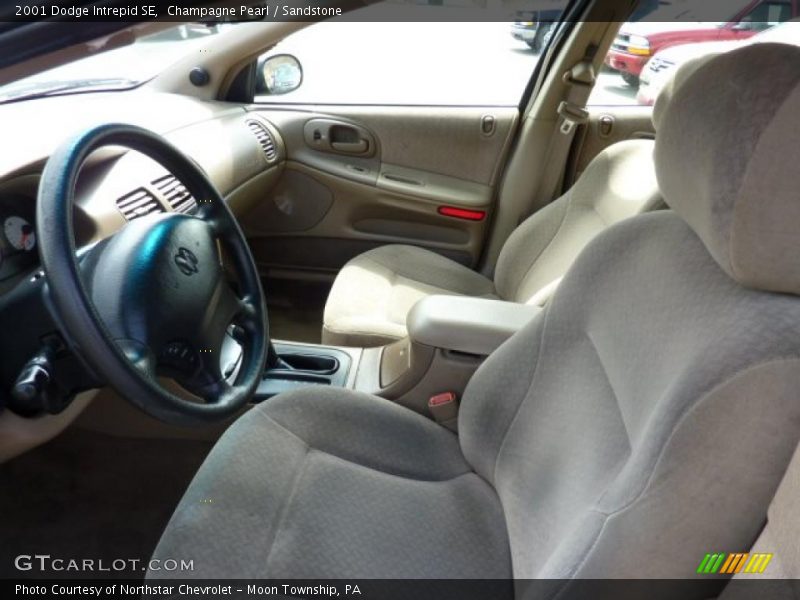  2001 Intrepid SE Sandstone Interior