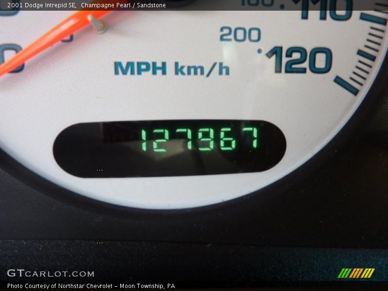 Champagne Pearl / Sandstone 2001 Dodge Intrepid SE