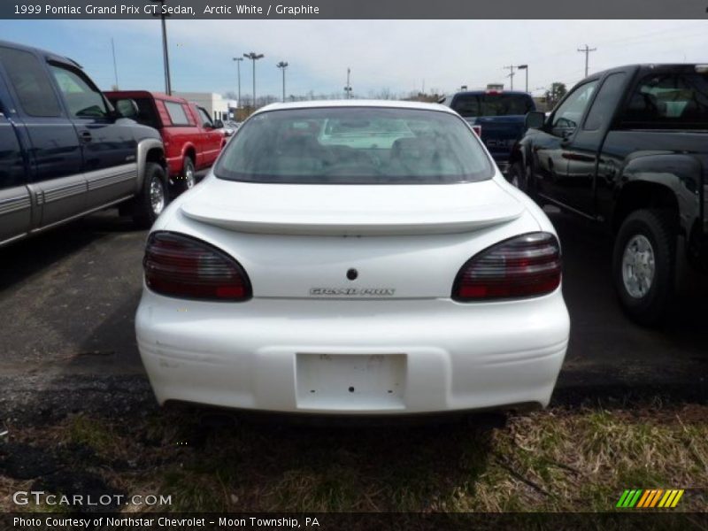 Arctic White / Graphite 1999 Pontiac Grand Prix GT Sedan