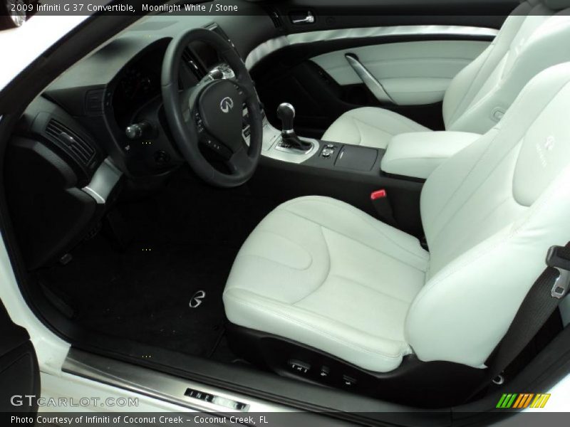  2009 G 37 Convertible Stone Interior