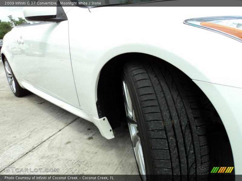 Moonlight White / Stone 2009 Infiniti G 37 Convertible