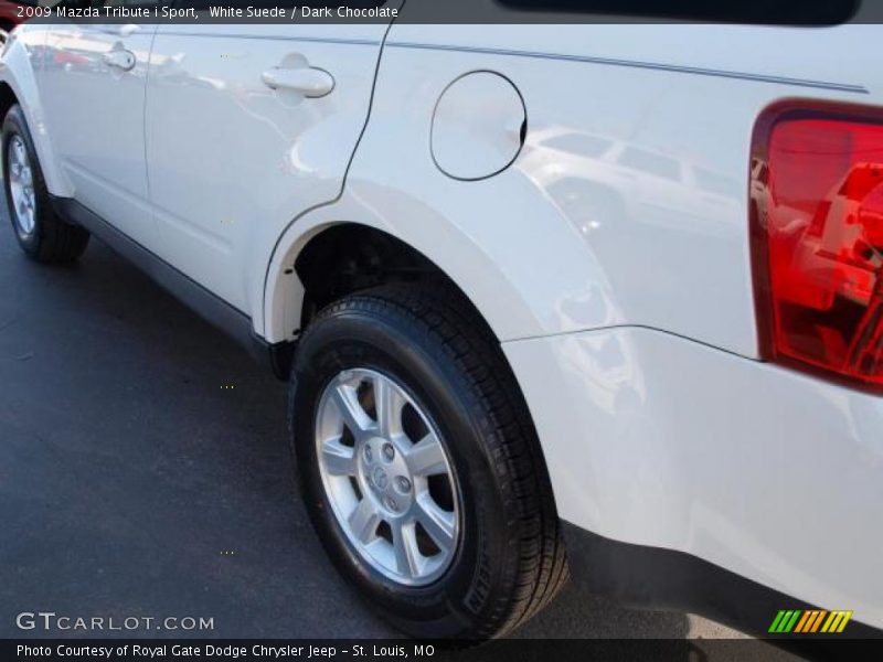 White Suede / Dark Chocolate 2009 Mazda Tribute i Sport