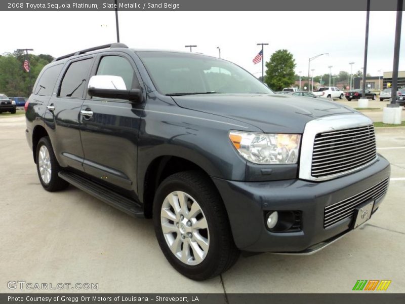 Front 3/4 View of 2008 Sequoia Platinum