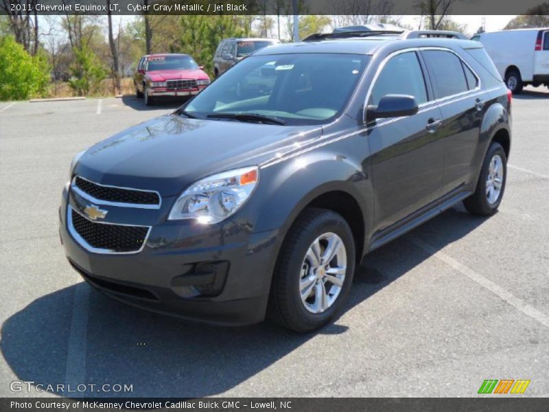 Front 3/4 View of 2011 Equinox LT