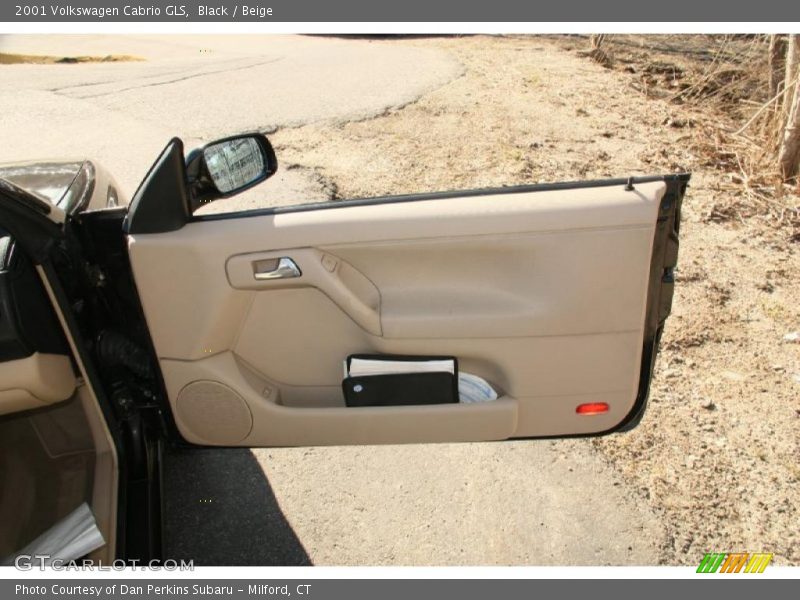 Black / Beige 2001 Volkswagen Cabrio GLS