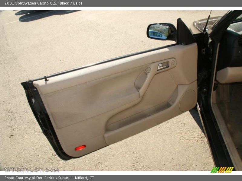Black / Beige 2001 Volkswagen Cabrio GLS