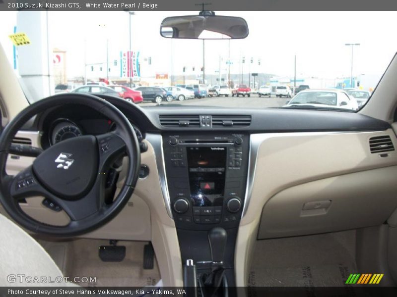 Dashboard of 2010 Kizashi GTS