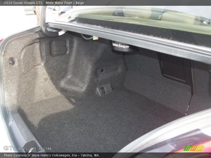White Water Pearl / Beige 2010 Suzuki Kizashi GTS