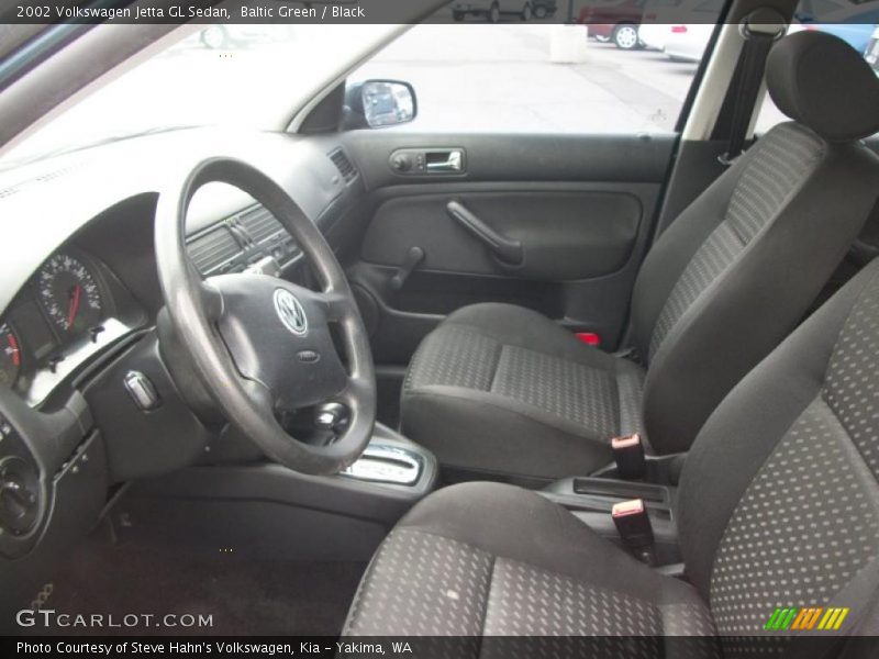 Baltic Green / Black 2002 Volkswagen Jetta GL Sedan