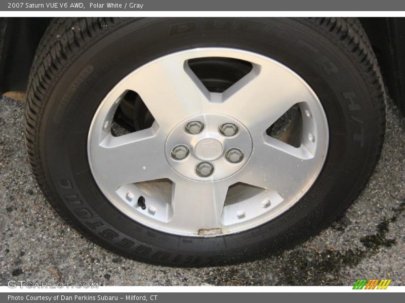  2007 VUE V6 AWD Wheel