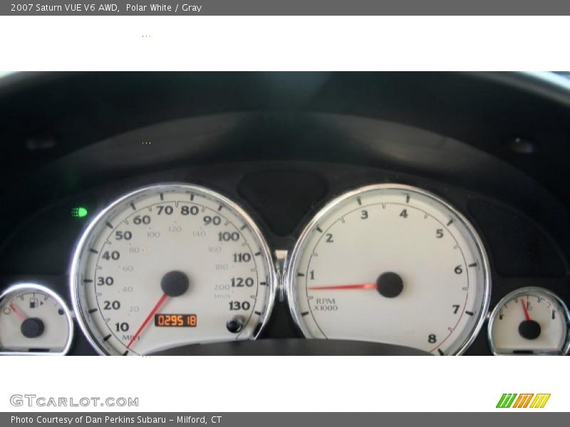 Polar White / Gray 2007 Saturn VUE V6 AWD