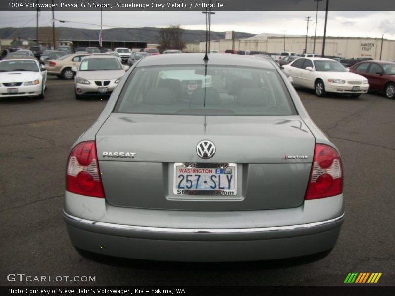 Stonehenge Grey Metallic / Anthracite 2004 Volkswagen Passat GLS Sedan