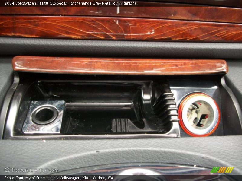 Stonehenge Grey Metallic / Anthracite 2004 Volkswagen Passat GLS Sedan