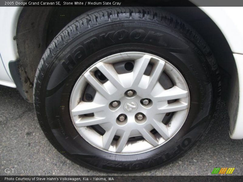 Stone White / Medium Slate Gray 2005 Dodge Grand Caravan SE