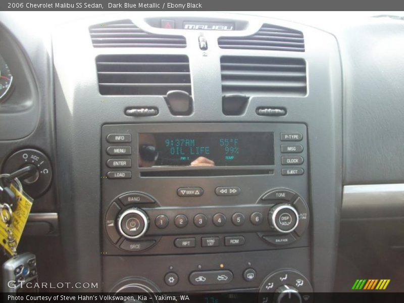 Controls of 2006 Malibu SS Sedan