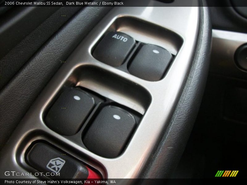 Controls of 2006 Malibu SS Sedan