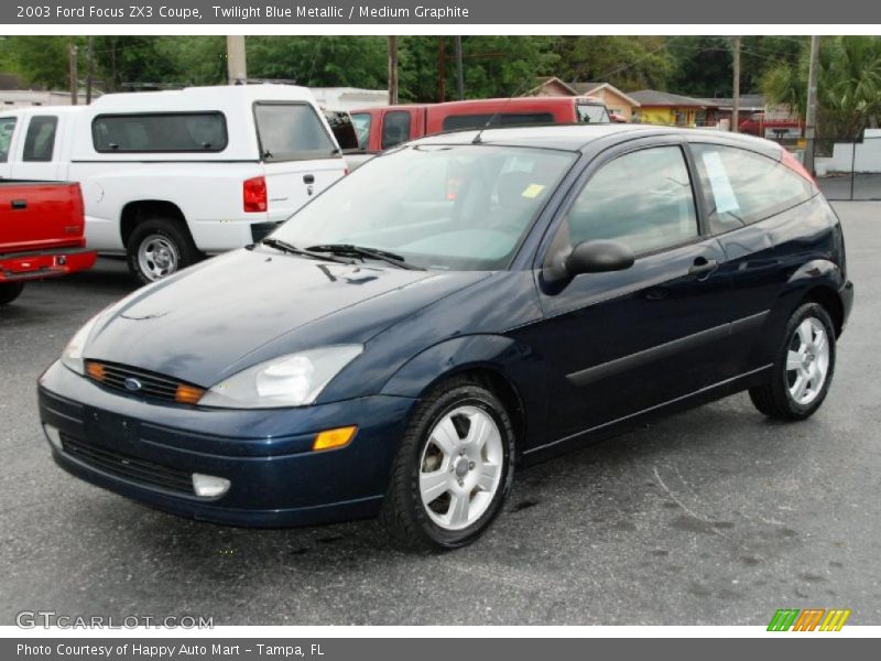 Front 3/4 View of 2003 Focus ZX3 Coupe