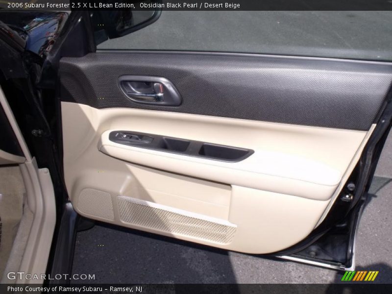 Door Panel of 2006 Forester 2.5 X L.L.Bean Edition