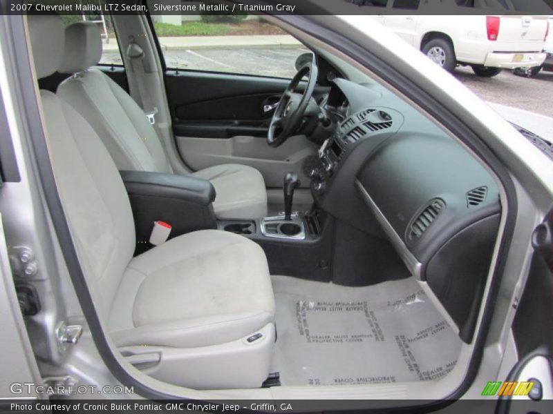  2007 Malibu LTZ Sedan Titanium Gray Interior