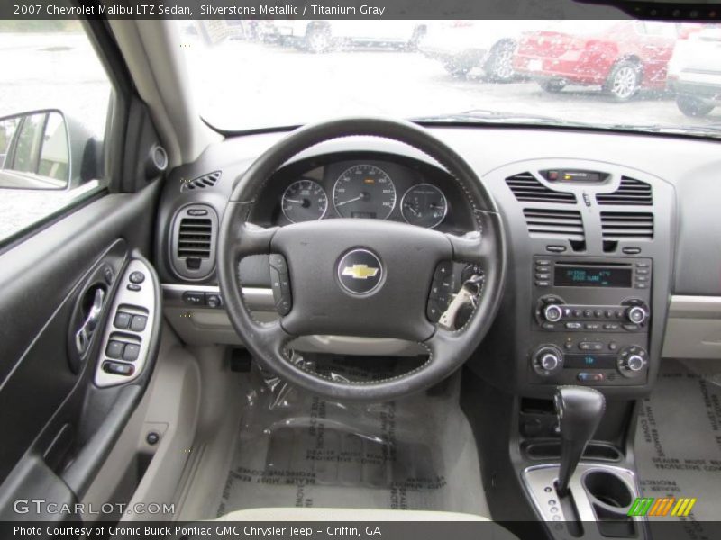Dashboard of 2007 Malibu LTZ Sedan