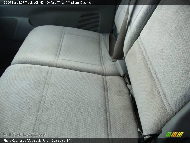 Oxford White / Medium Graphite 2006 Ford LCF Truck LCF-45