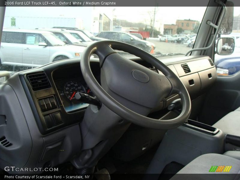Oxford White / Medium Graphite 2006 Ford LCF Truck LCF-45