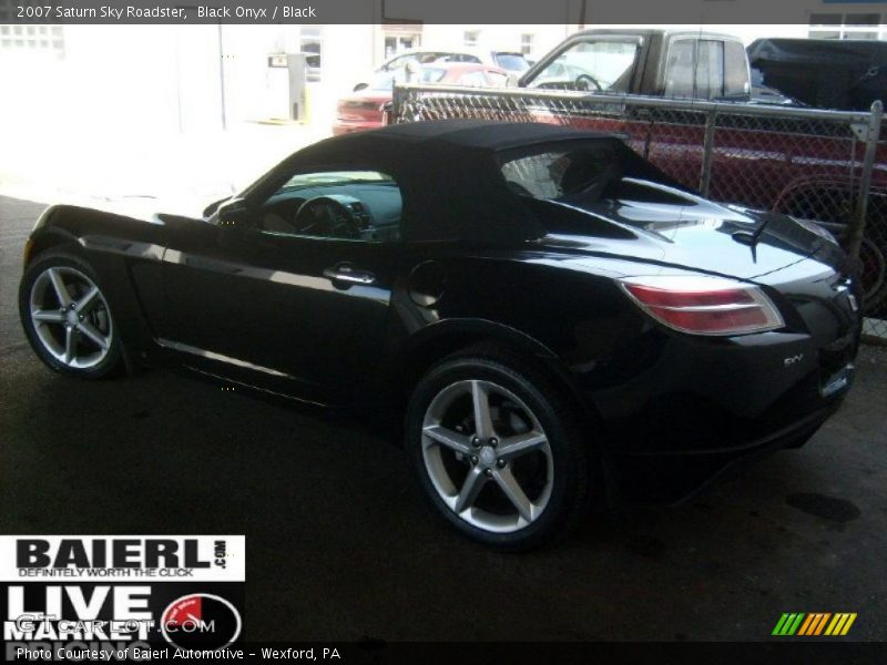 Black Onyx / Black 2007 Saturn Sky Roadster