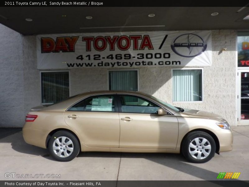 Sandy Beach Metallic / Bisque 2011 Toyota Camry LE