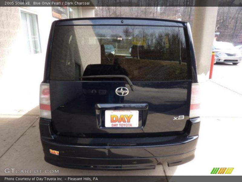 Blue Onyx Pearl / Dark Charcoal 2005 Scion xB