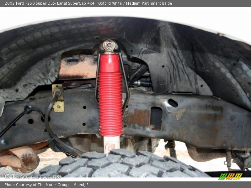 Oxford White / Medium Parchment Beige 2003 Ford F250 Super Duty Lariat SuperCab 4x4