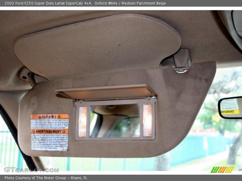 Oxford White / Medium Parchment Beige 2003 Ford F250 Super Duty Lariat SuperCab 4x4