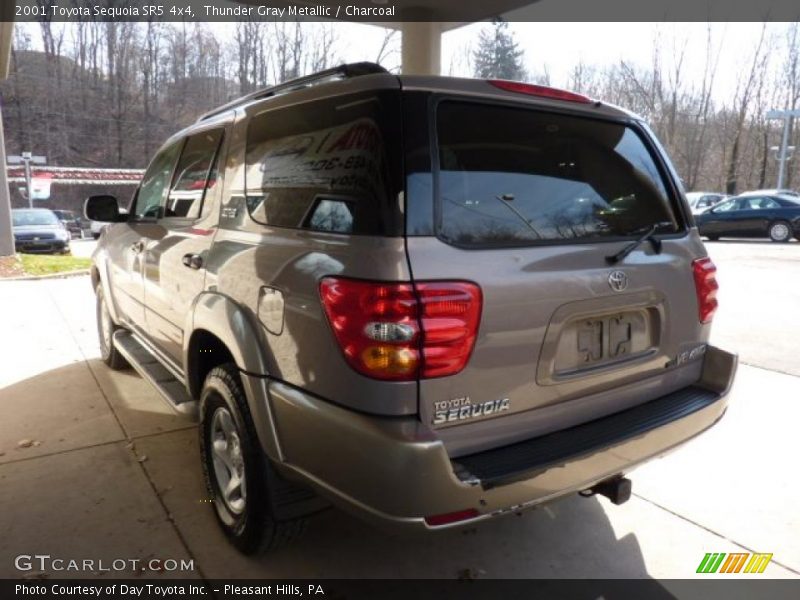 Thunder Gray Metallic / Charcoal 2001 Toyota Sequoia SR5 4x4