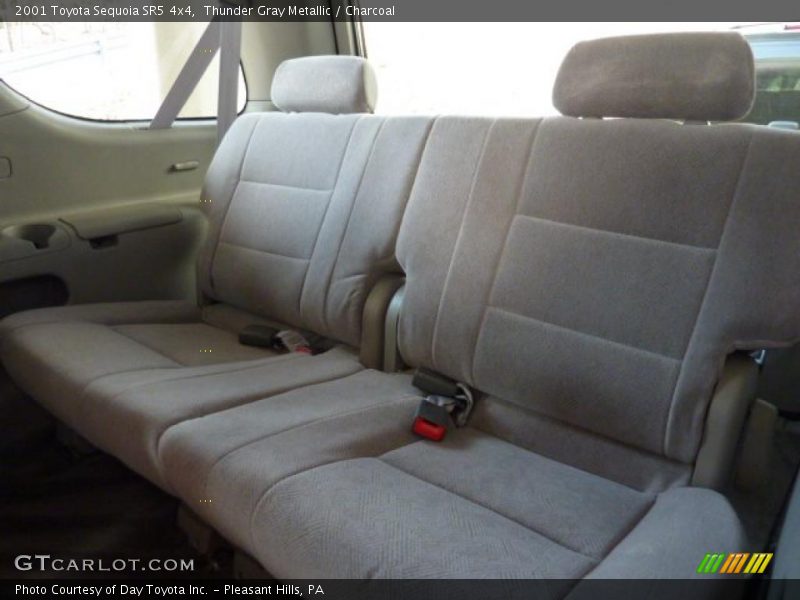 Thunder Gray Metallic / Charcoal 2001 Toyota Sequoia SR5 4x4