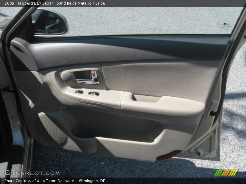 Sand Beige Metallic / Beige 2009 Kia Spectra EX Sedan