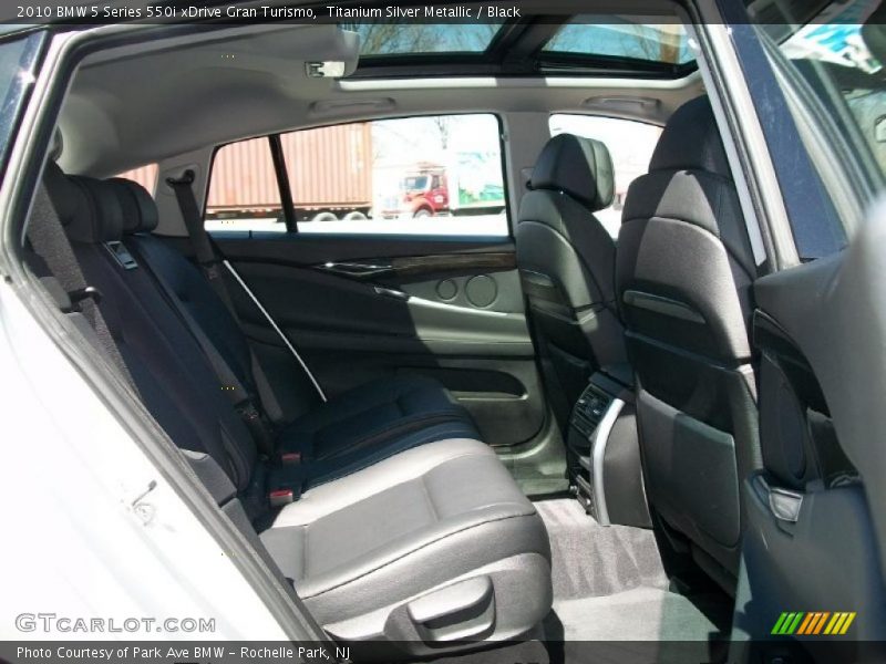  2010 5 Series 550i xDrive Gran Turismo Black Interior