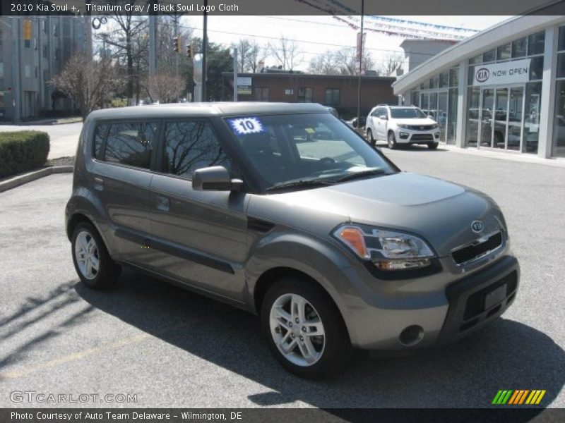 Titanium Gray / Black Soul Logo Cloth 2010 Kia Soul +