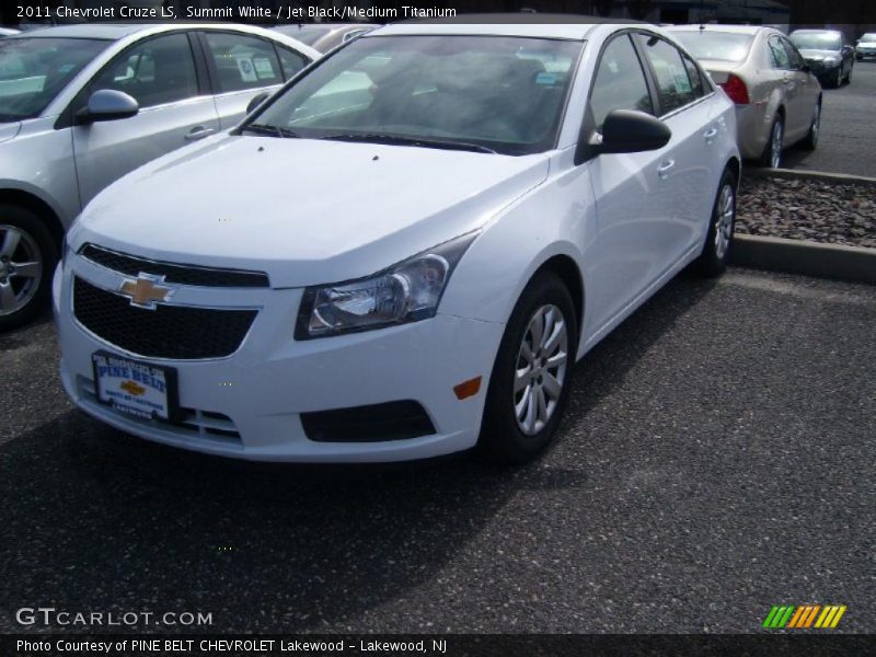 Summit White / Jet Black/Medium Titanium 2011 Chevrolet Cruze LS